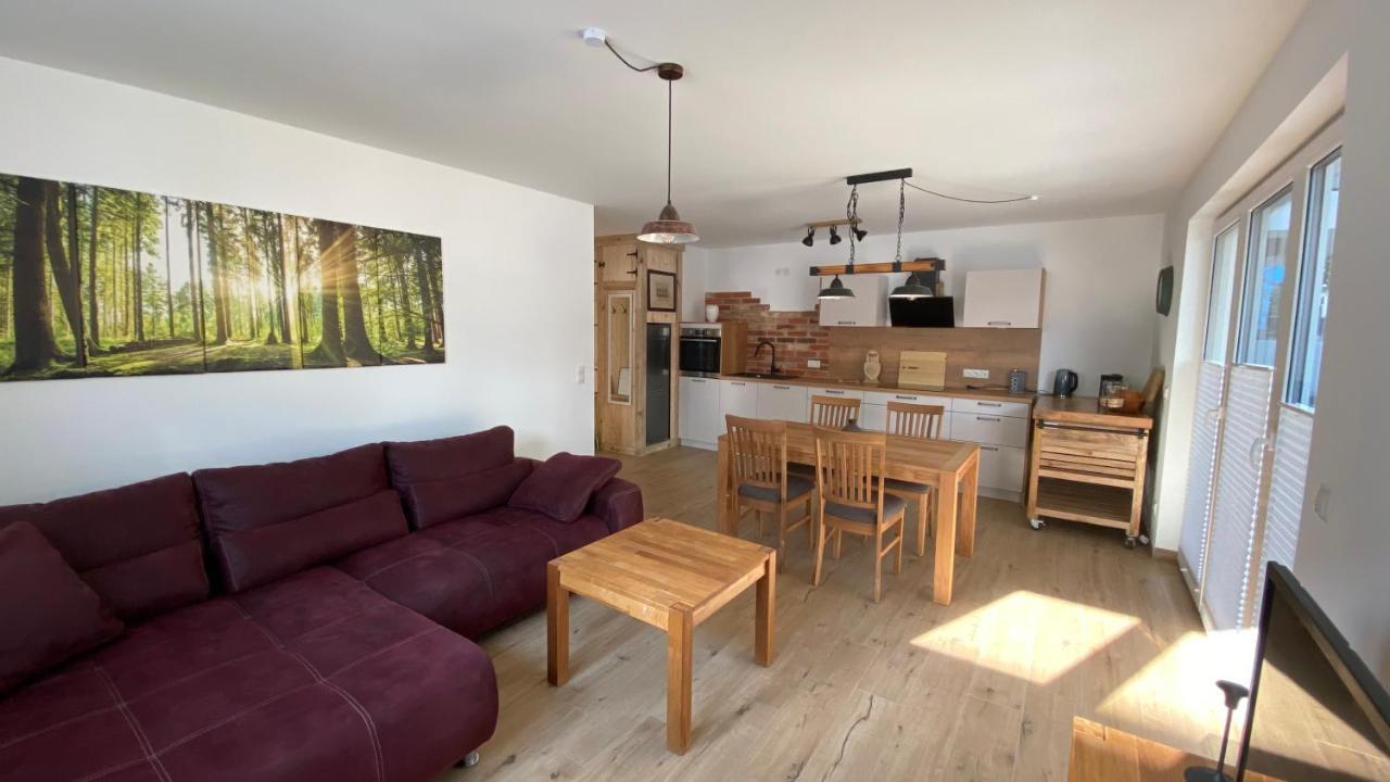 Kloenhuesing Apartment Altefahr Exterior photo